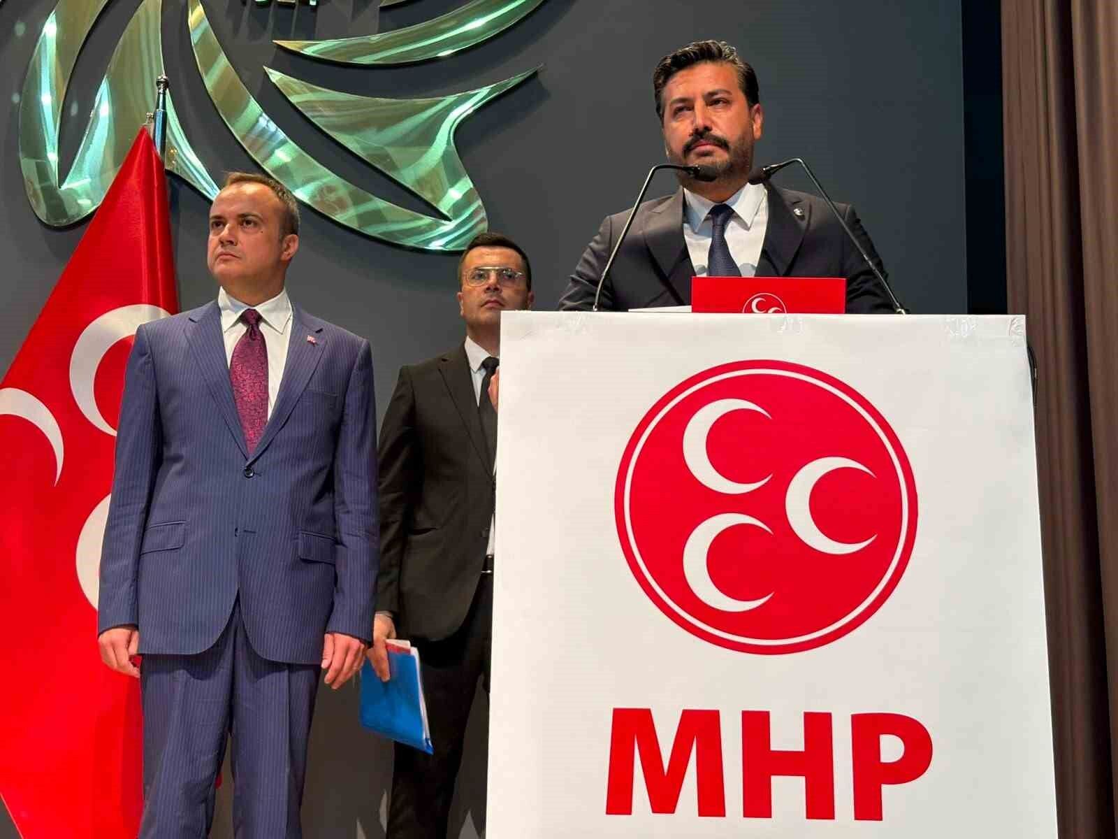 MHP'li Cihangiroğlu, eski başkan Alıcık'ı işaret etti