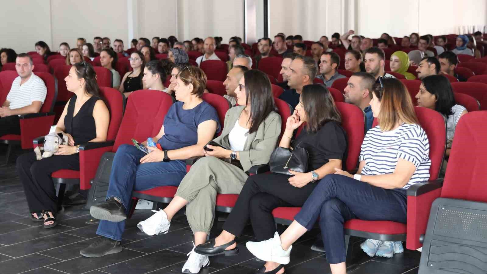 Aydın'da Gençlik ve Spor İl Müdürlüğü personeline güvenlik eğitimi verildi