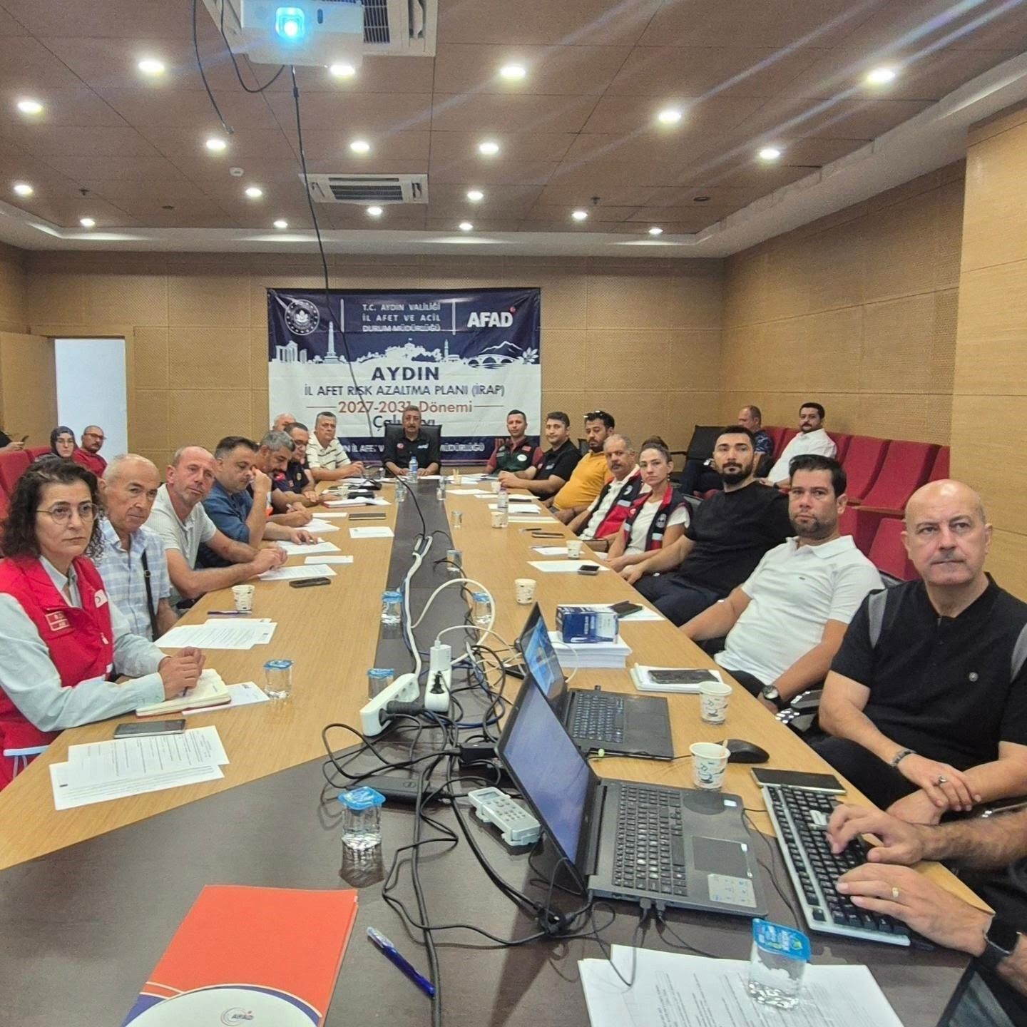 Aydın'da sel ve taşkınlara karşı alınacak önlemler konuşuldu
