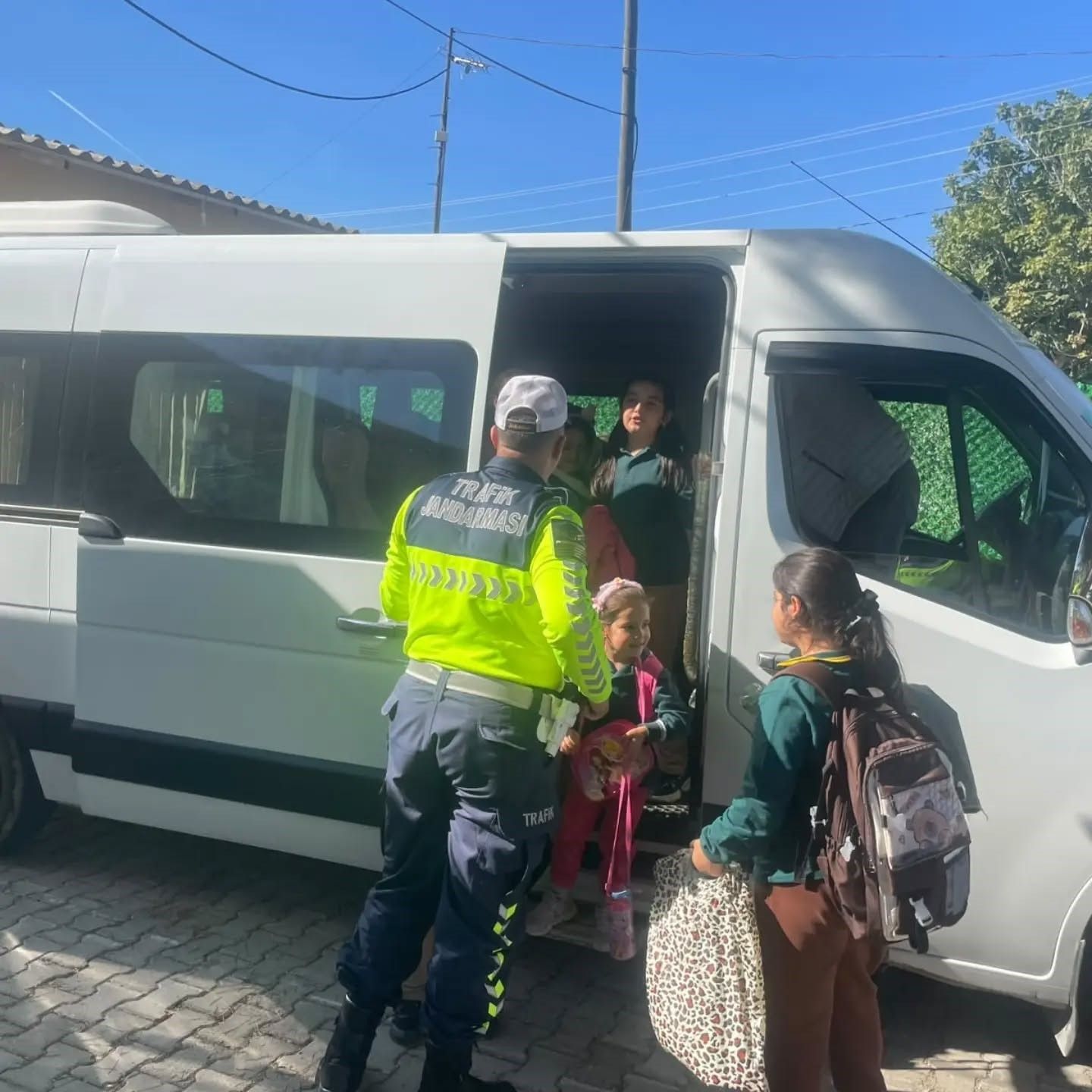 Kuyucak'ta öğrencilere trafik eğitimi verildi